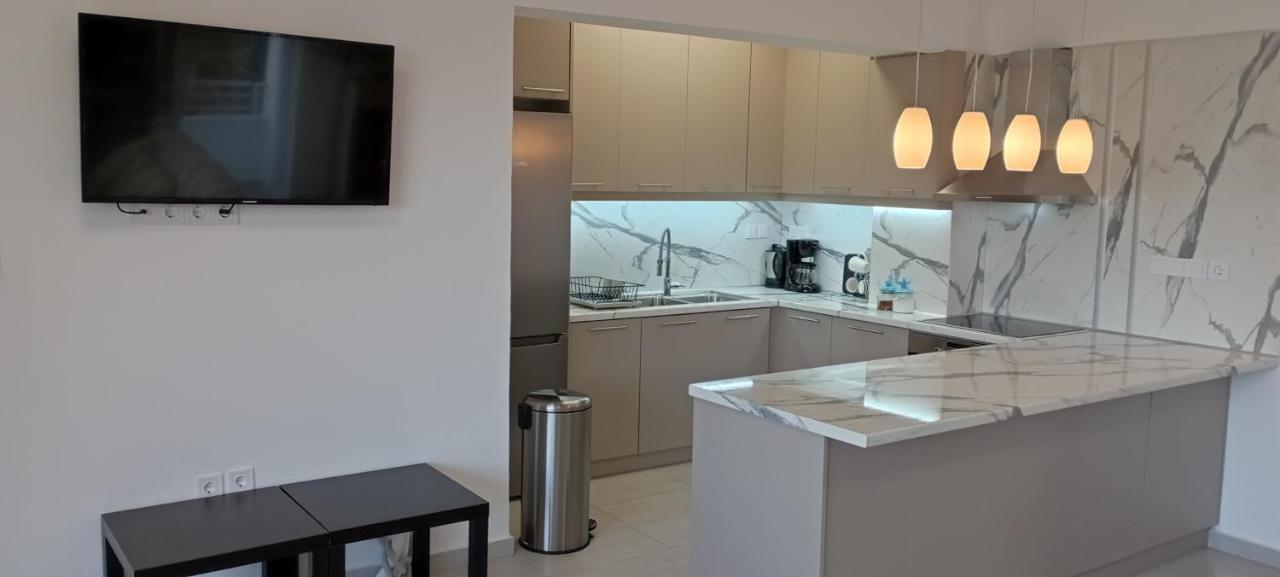 Atlas By Sea Apartment Loutráki Eksteriør billede